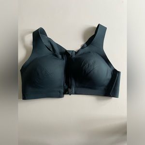 Lululemon high intensity workout bra C36